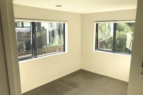 Photo of property in 39a Triangle Road, Massey, Auckland, 0614