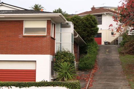 Photo of property in 22b Evelyn Road, Cockle Bay, Auckland, 2014