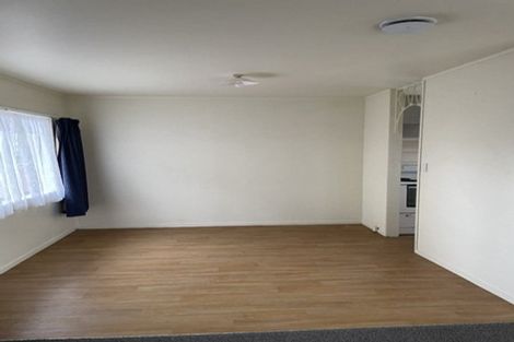 Photo of property in 3/7 Settlement Road, Papakura, 2110