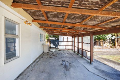 Photo of property in 14 Hillcrest Drive, Kelvin Grove, Palmerston North, 4414