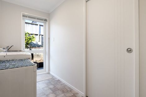 Photo of property in 124 Rowesdale Drive, Ohauiti, Tauranga, 3112