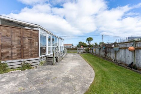 Photo of property in 2a Andresen Street, Foxton Beach, Foxton, 4815