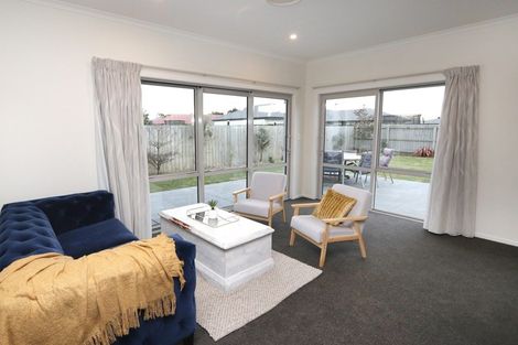 Photo of property in 8 Whiteoak Grove, Tinwald, Ashburton, 7700