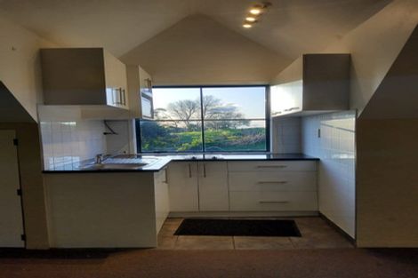 Photo of property in 86 Point View Drive, East Tamaki Heights, Auckland, 2016