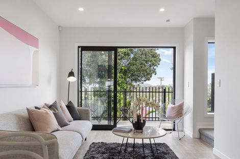 Photo of property in 7/805 Riddell Road, Saint Heliers, Auckland, 1071