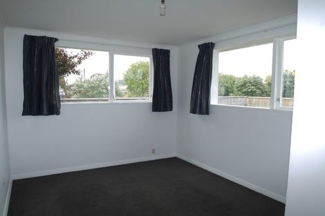 Photo of property in 17 Hemara Street, Waikanae Beach, Waikanae, 5036
