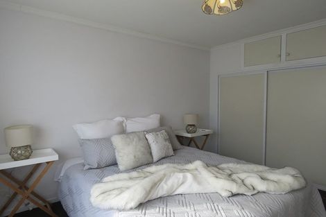 Photo of property in 2/153 Clarence Street, Riccarton, Christchurch, 8011