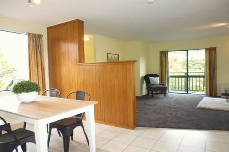 Photo of property in 2/87 Normandale Road, Normandale, Lower Hutt, 5010
