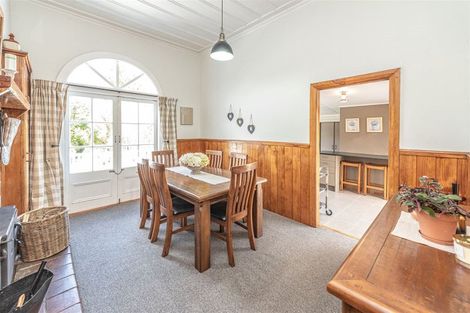 Photo of property in 135 Weraroa Road, Waverley, 4510