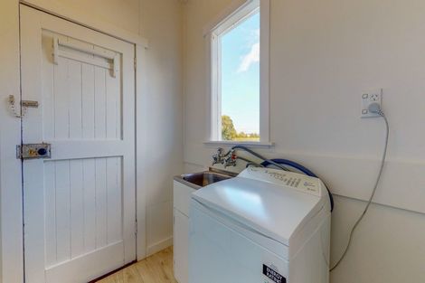 Photo of property in 10 Orchard East Road, Ngatea, 3503