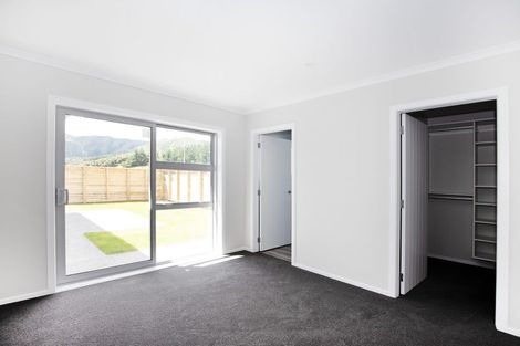 Photo of property in 9 Te Ara O Roimata, Wainuiomata, Lower Hutt, 5014