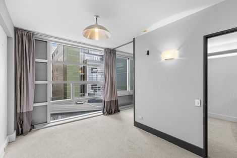 Photo of property in St Pauls Apartments, 42/43 Mulgrave Street, Thorndon, Wellington, 6011