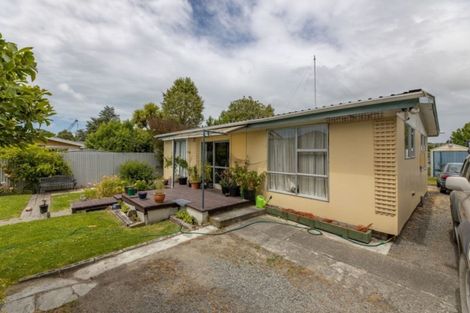 Photo of property in 98 Prestons Road, Redwood, Christchurch, 8051