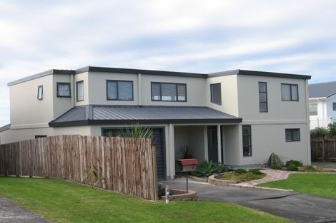 Photo of property in 4 Kotuku Place, Snells Beach, 0920