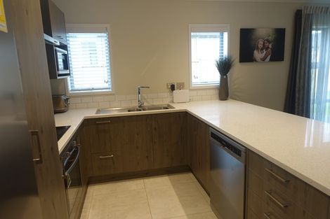 Photo of property in 140 Hillpark Drive, Pokeno, 2402