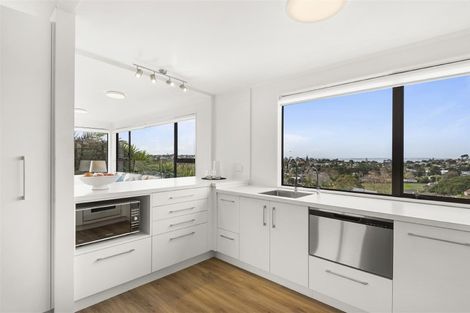 Photo of property in 29 Layton Road, Manly, Whangaparaoa, 0930