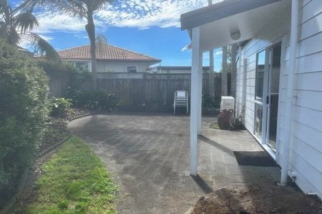 Photo of property in 17 Thurston Place, Bucklands Beach, Auckland, 2012