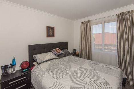 Photo of property in 17 Catherin Servant Close, Maunu, Whangarei, 0110