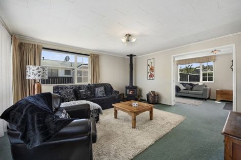 Photo of property in 14 Roband Crescent, Brown Owl, Upper Hutt, 5018