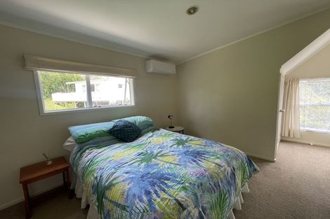 Photo of property in 42 Oaktree Avenue, Browns Bay, Auckland, 0630