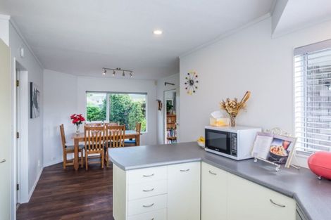 Photo of property in 8 Beachwater Grove, Paraparaumu Beach, Paraparaumu, 5032