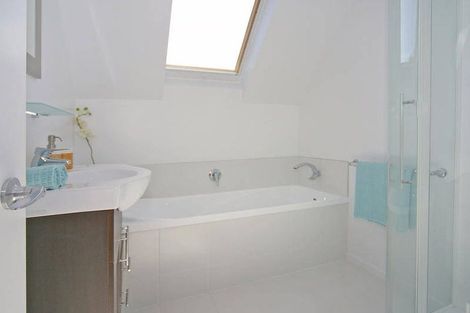 Photo of property in 23 Arcus Way, Hataitai, Wellington, 6021