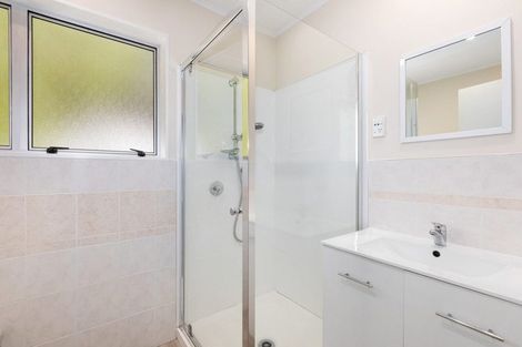 Photo of property in 30 Davis Grove, Wainuiomata, Lower Hutt, 5014