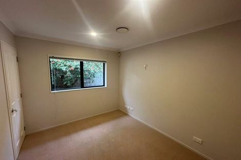 Photo of property in 5 Pigeonwood Lane, Albany, Auckland, 0632