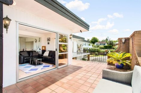 Photo of property in 11 Dawn Place, Te Atatu South, Auckland, 0610