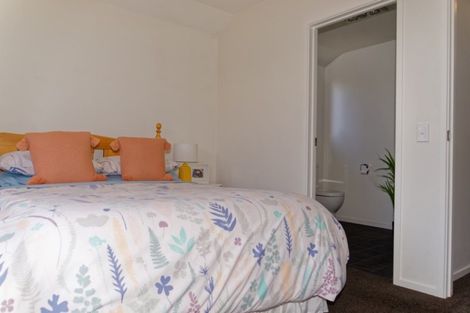 Photo of property in 18 Stowell Drive, Cromwell, 9310