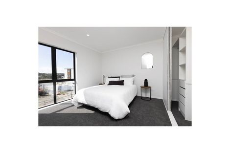 Photo of property in 2 Shortfin Place, Flat Bush, Auckland, 2019