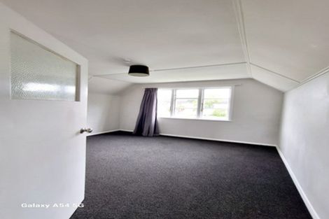 Photo of property in 32 Pearce Crescent, Taita, Lower Hutt, 5011