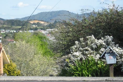 Photo of property in 32 Kimihia Road, Huntly, 3700