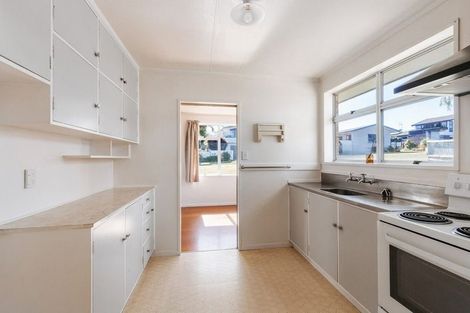 Photo of property in 12 Rangataua Street, Welcome Bay, Tauranga, 3112