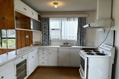 Photo of property in 1292 Whangaparaoa Road, Army Bay, Whangaparaoa, 0930