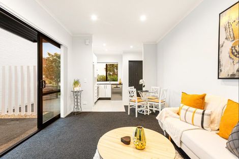 Photo of property in 2 Sacred Kingfisher Road, Hobsonville, Auckland, 0616