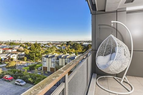 Photo of property in Maison Apartments, 308/16 Huron Street, Takapuna, Auckland, 0622
