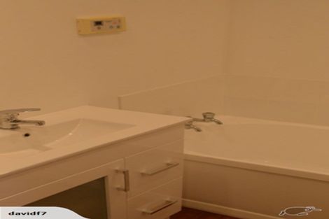 Photo of property in 5 Poto Road, Normandale, Lower Hutt, 5010