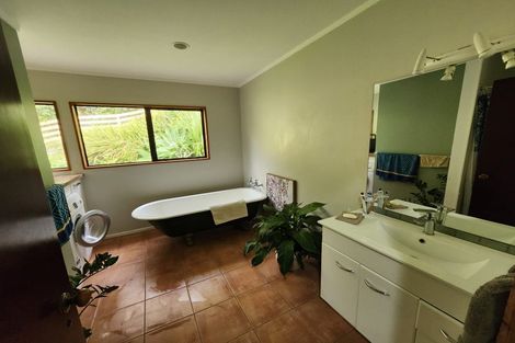 Photo of property in 121 Carlton Street, Bellevue, Tauranga, 3110