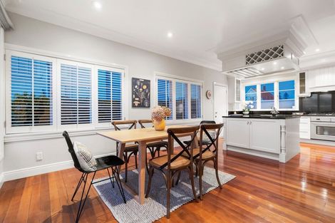 Photo of property in 24 Palmer Crescent, Mission Bay, Auckland, 1071