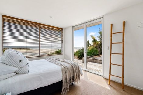 Photo of property in 14 Oraka Road, Mahia, Nuhaka, 4198