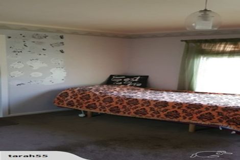 Photo of property in 5 Glendawn Place, Bayview, Auckland, 0629