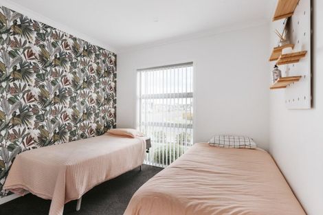 Photo of property in 24 Knightia Drive, Papamoa Beach, Papamoa, 3118