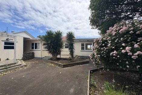 Photo of property in 31 Dives Avenue, Hawera, 4610