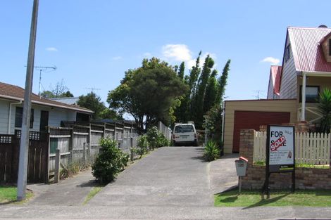 Photo of property in 1/35 Gatman Street, Birkdale, Auckland, 0626