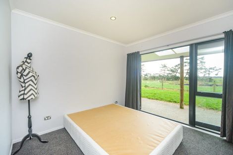 Photo of property in 6 Akers Road, Linton, Palmerston North, 4472