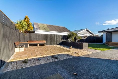 Photo of property in 30 Eglinton Street, Avondale, Christchurch, 8061