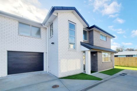 Photo of property in 13d Oxford Road, Manurewa, Auckland, 2102