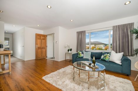 Photo of property in 47 South Kensington Way, Henderson, Auckland, 0612