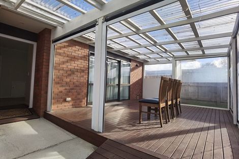 Photo of property in 125 Riverpark Crescent, Henderson, Auckland, 0610